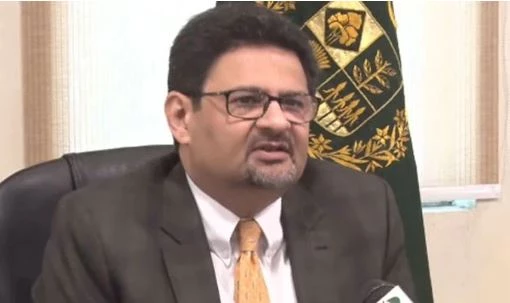 Miftah Ismail says goodbye to PML-N