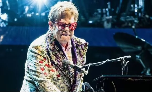 Elton John to close out Glastonbury with final UK gig