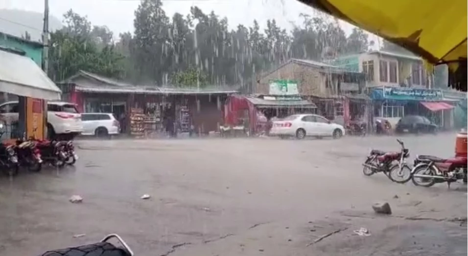 Lahore weather turns pleasant after rain, pre-monsoon rains hit Pakistan