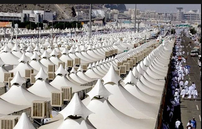 ‘Labbaik Allahumma Labbaik’: Millions flock to Mina on way to perform Hajj