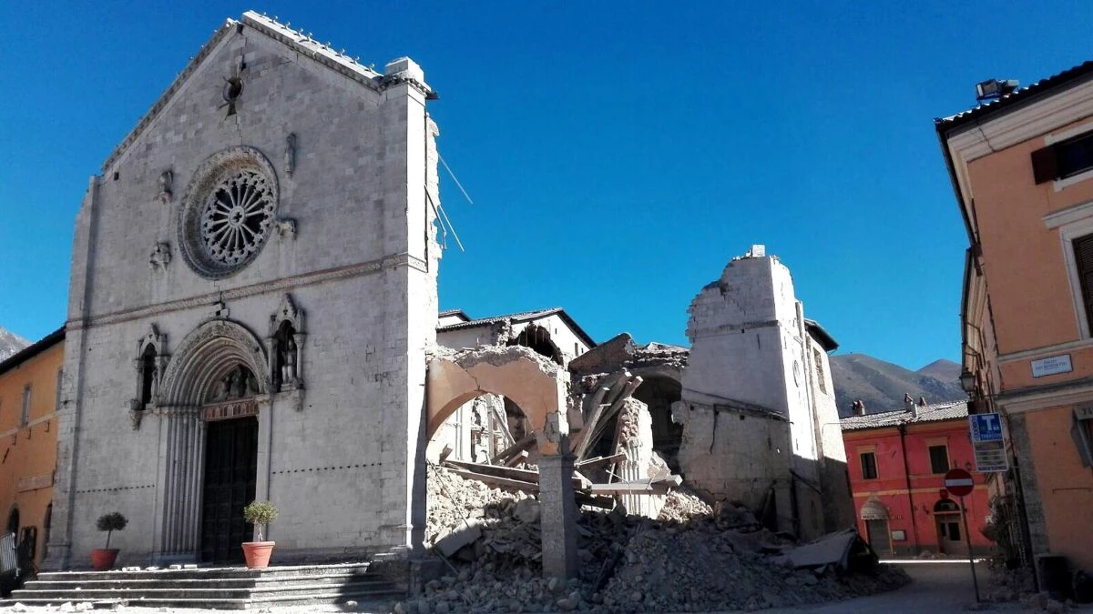 Quake temporarily shutters Siena cathedral in Italy