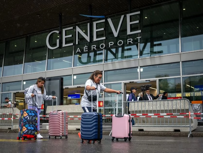 Strike grounds flights at Geneva airport