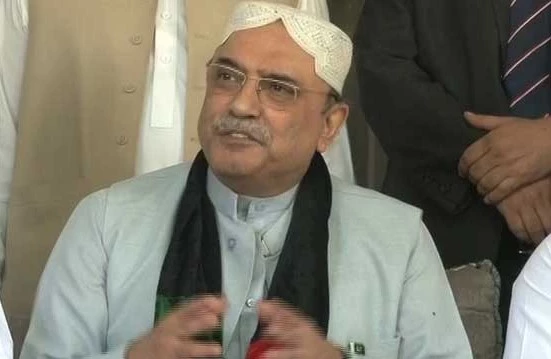 Zardari takes notice of electricity suspension to many Sindh districts