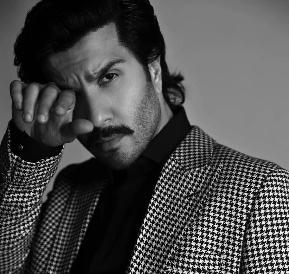 Feroze Khan advises female fans to ‘obey their man’ for bright future