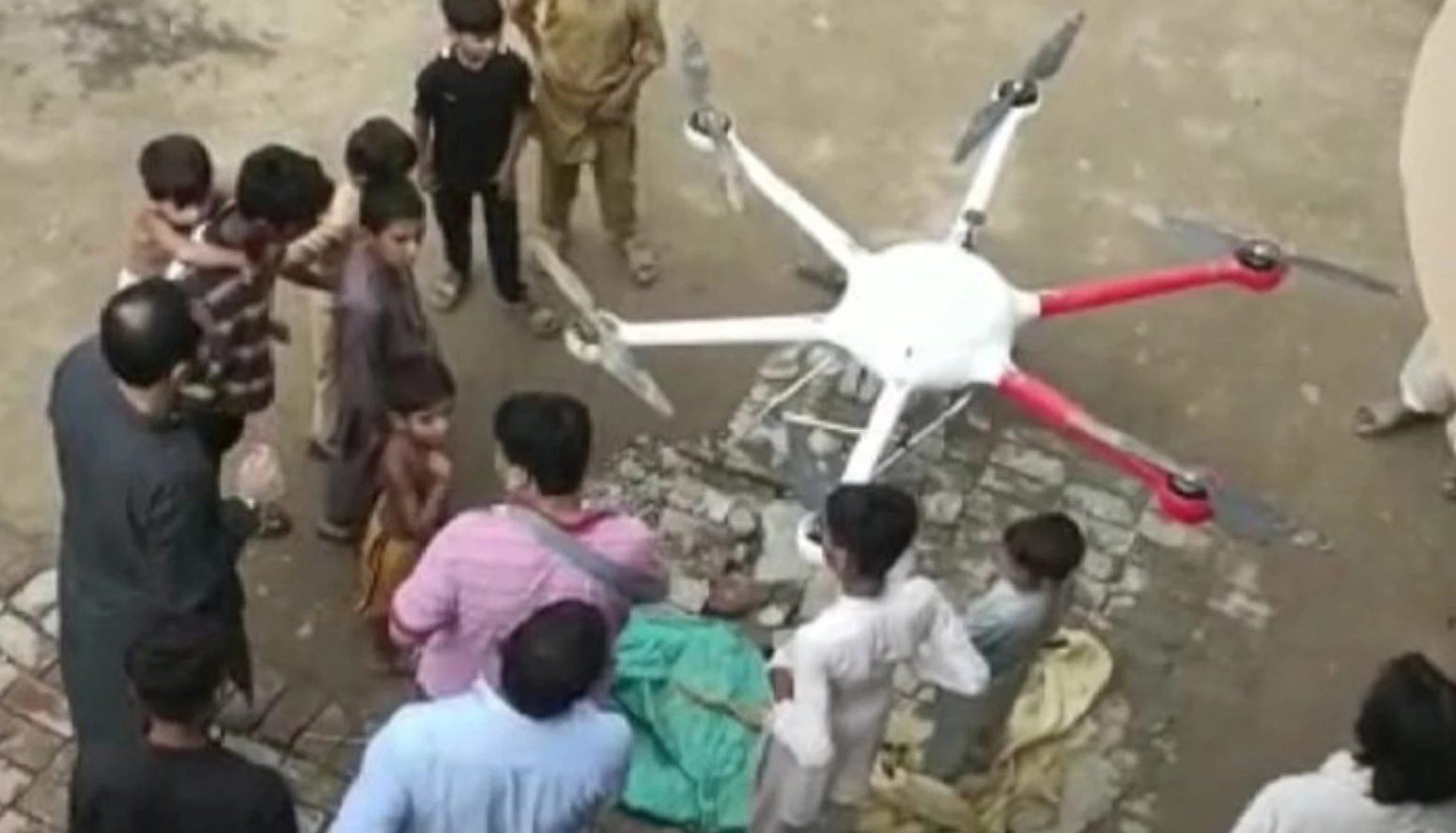 Bid to smuggle heroin thru drone foiled in Lahore