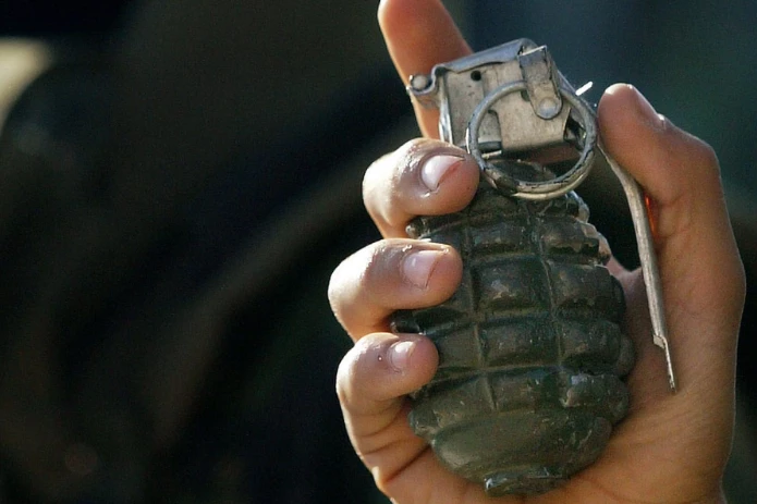 Peshawar trader’s house damaged in grenade attack