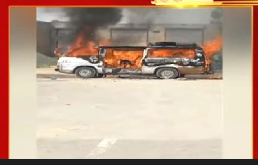 Seven burn to death as van catches fire in Sargodha