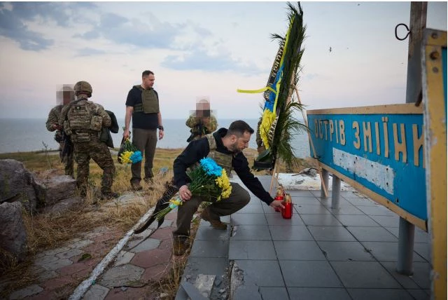 Zelensky hails 'brave' Ukraine on 500th day of war