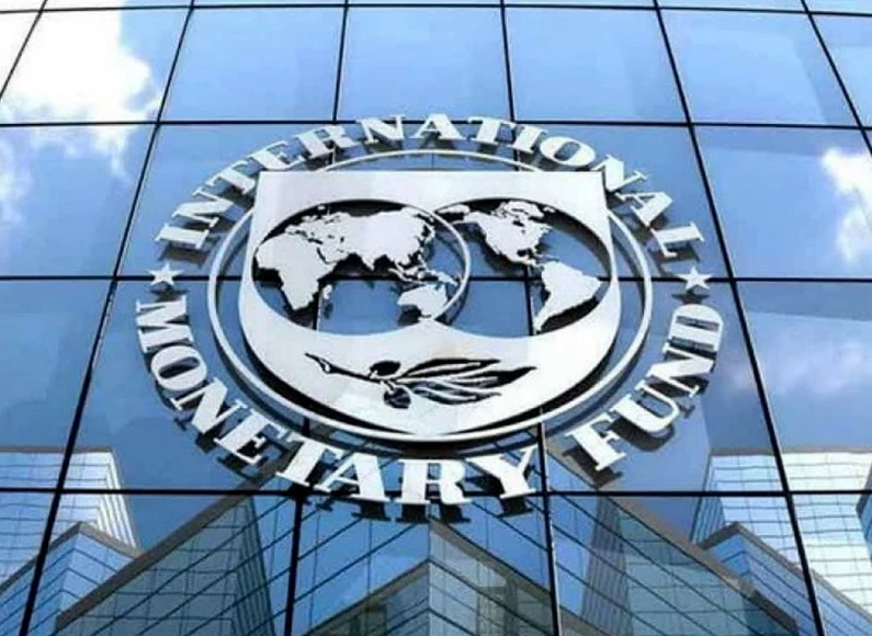 IMF confirms Pakistan on agenda of today’s executive board meeting