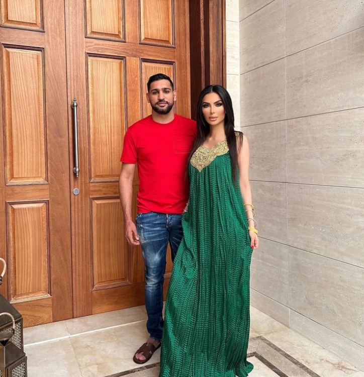 Amir Khan's vacay with wife in a nutshell