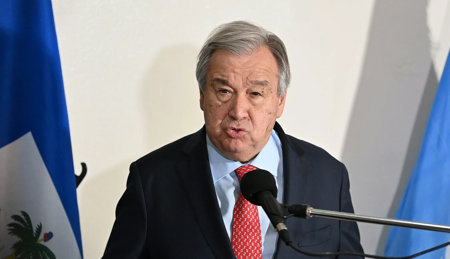 UN chief blasts 'outdated' global financial structure