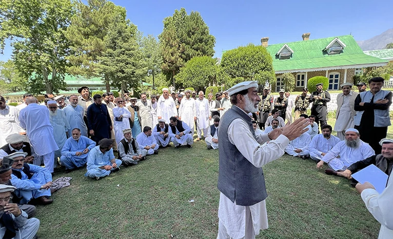 Kurram warring tribes strike one-year peace agreement