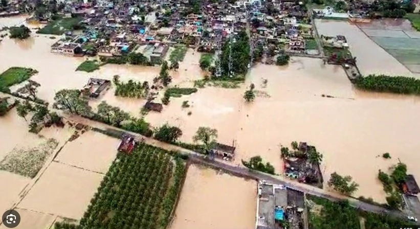 Raging River Sutlej inundates localities, destroys crops at Arifwala