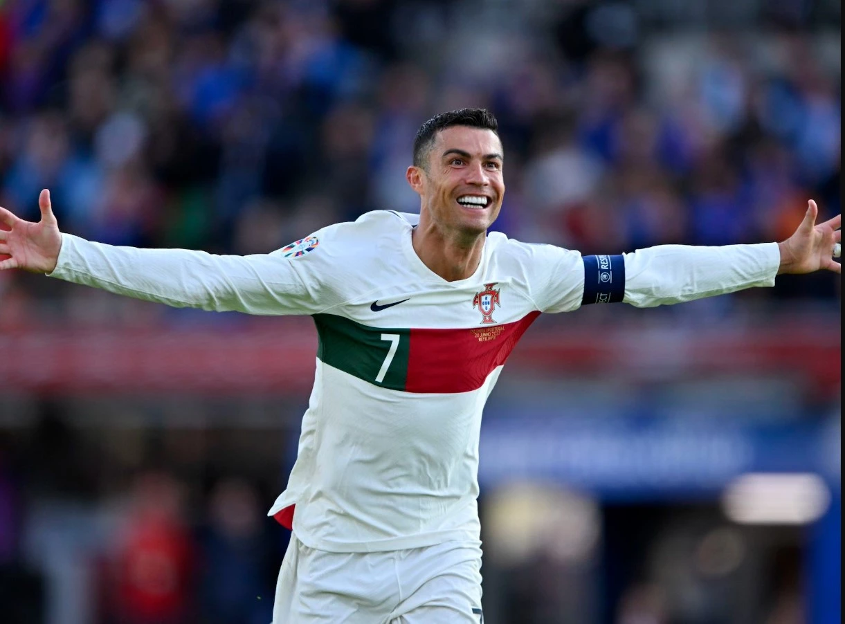 World’s highest paid athlete 2023:  Ronaldo overtakes Messi