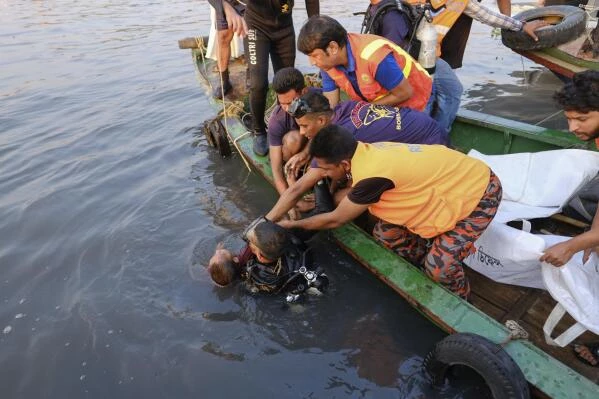 Boat carrying dozens sinks in Bangladesh capital Dhaka