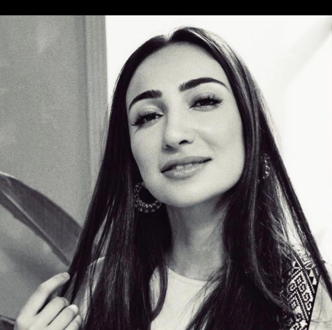 Anoushey Ashraf encourages fans to ‘invest in experiences rather than material goods’