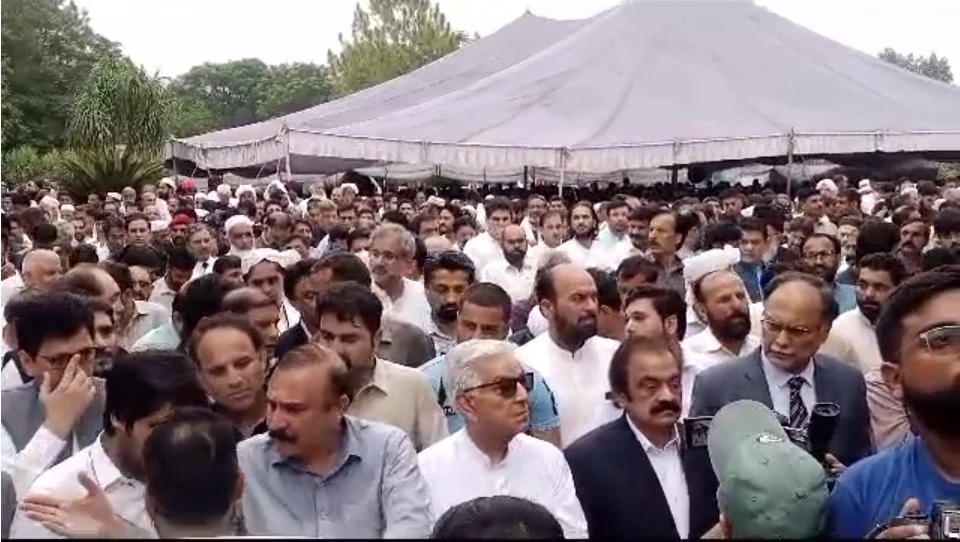 Namaz-e-Janaza of Dr. Tariq Fazal Chaudhry's son held in Islamabad  