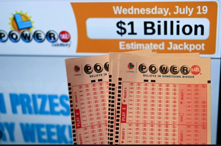 Winning $1 billion Powerball jackpot ticket sold in California