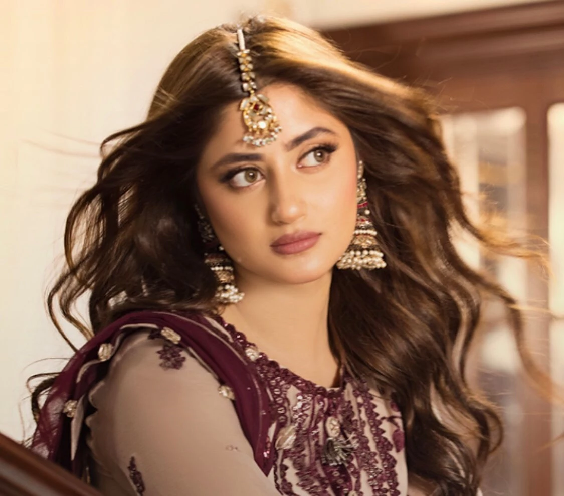 Sajal Aly flaunting reasonably priced luxury fits by Asim Jofa has public transfixed