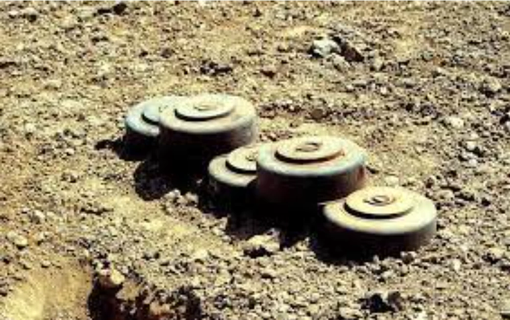 Deluge coming from IOJK brought Indian anti-tank mines to Shakargarh