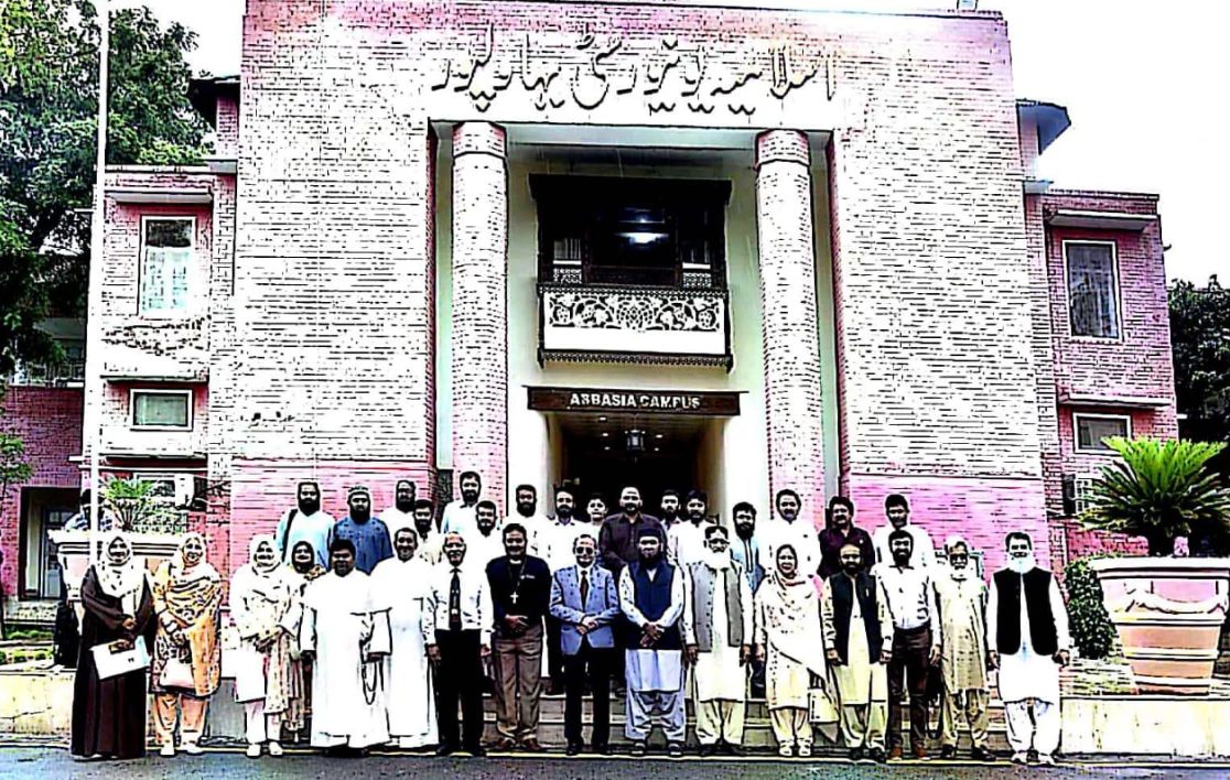 Dr Asif Channer sheds light on global peace and interfaith harmony at Islamia University Bahawalpur