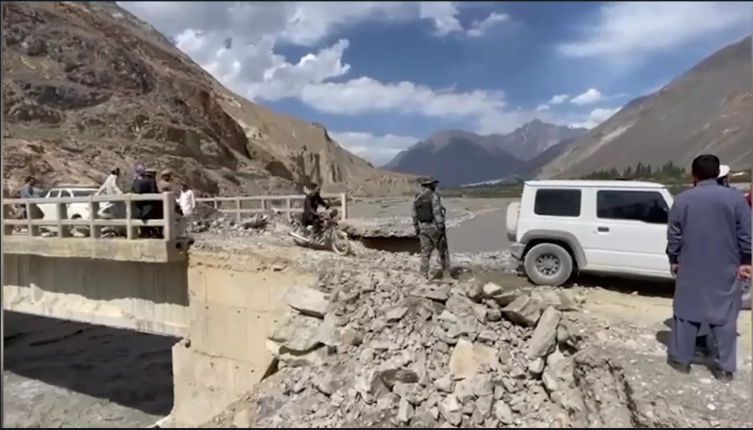 Pak Army, NHA restore damaged roads in KP