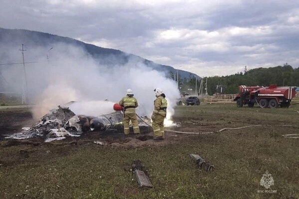 Four killed in helicopter crash in Siberia