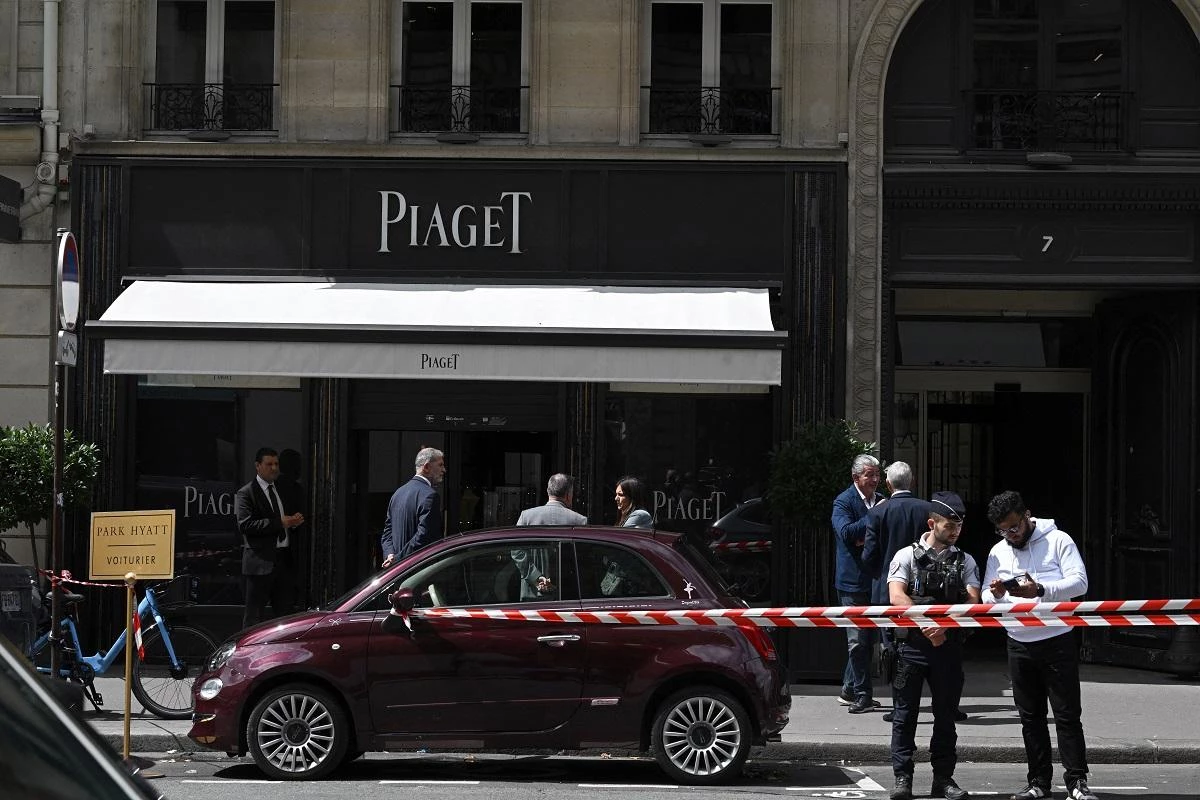 Armed gang takes Piaget jewellery worth millions in Paris heist