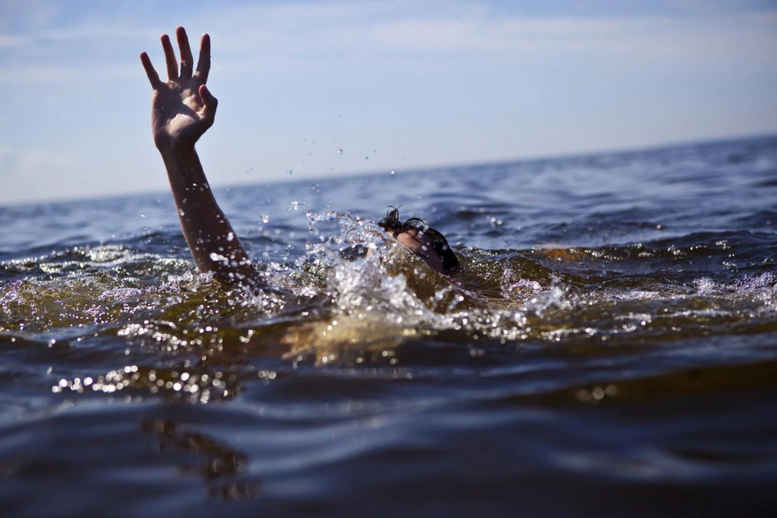 Student taking bath in Larkana canal drowns