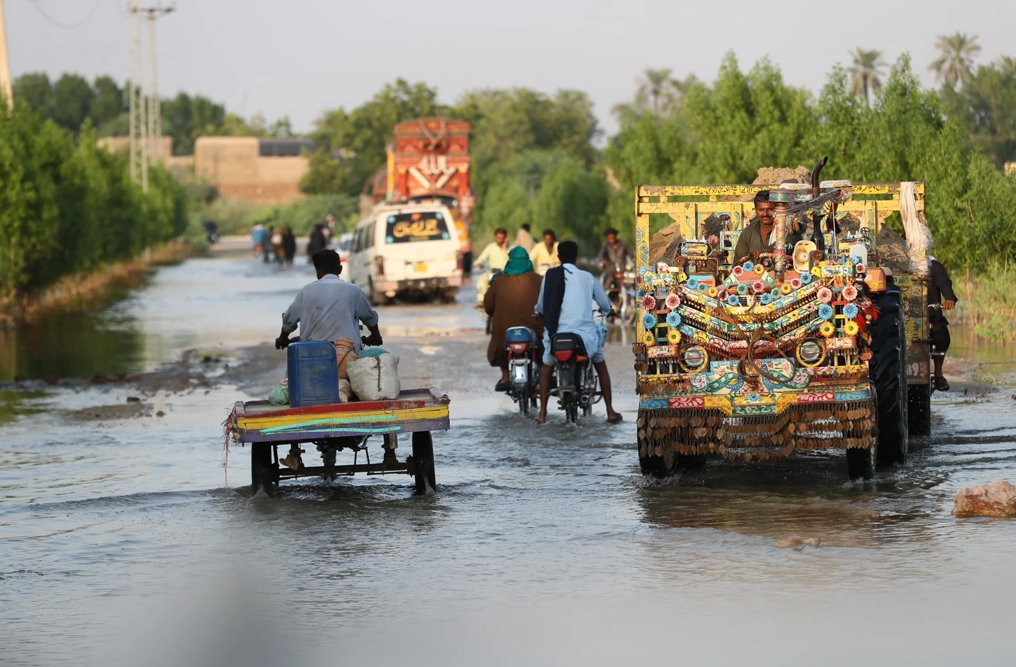 Floodwater sweeps through Bahawalnagar localities as rivers swell