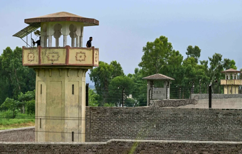 Imran Khan’s lawyer meets him in Attock Jail