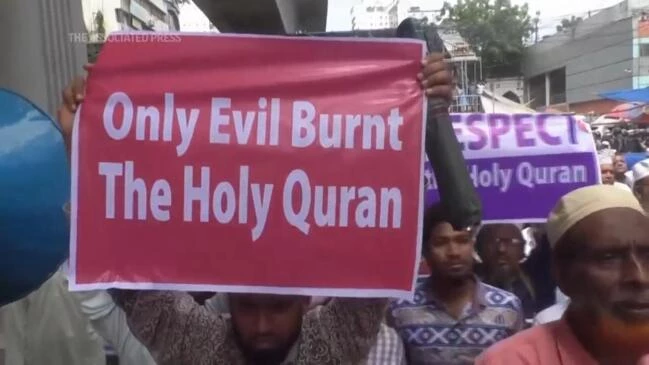 Thousands protest Bangladesh Koran burning