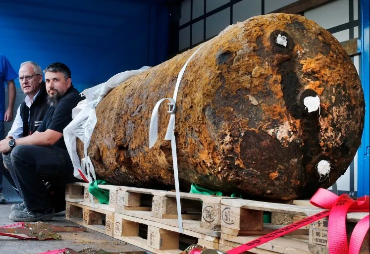 13,000 evacuated in Germany after WWII bomb found