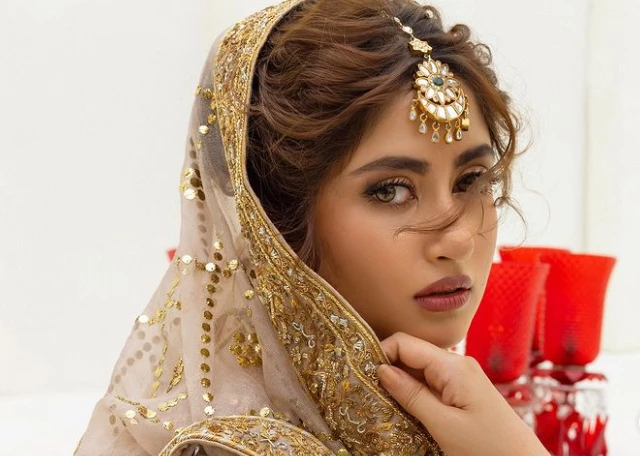 Beautiful Sajal Aly again becomes bride and sways on ‘Tou Jo Chu Lay Pyar Say’