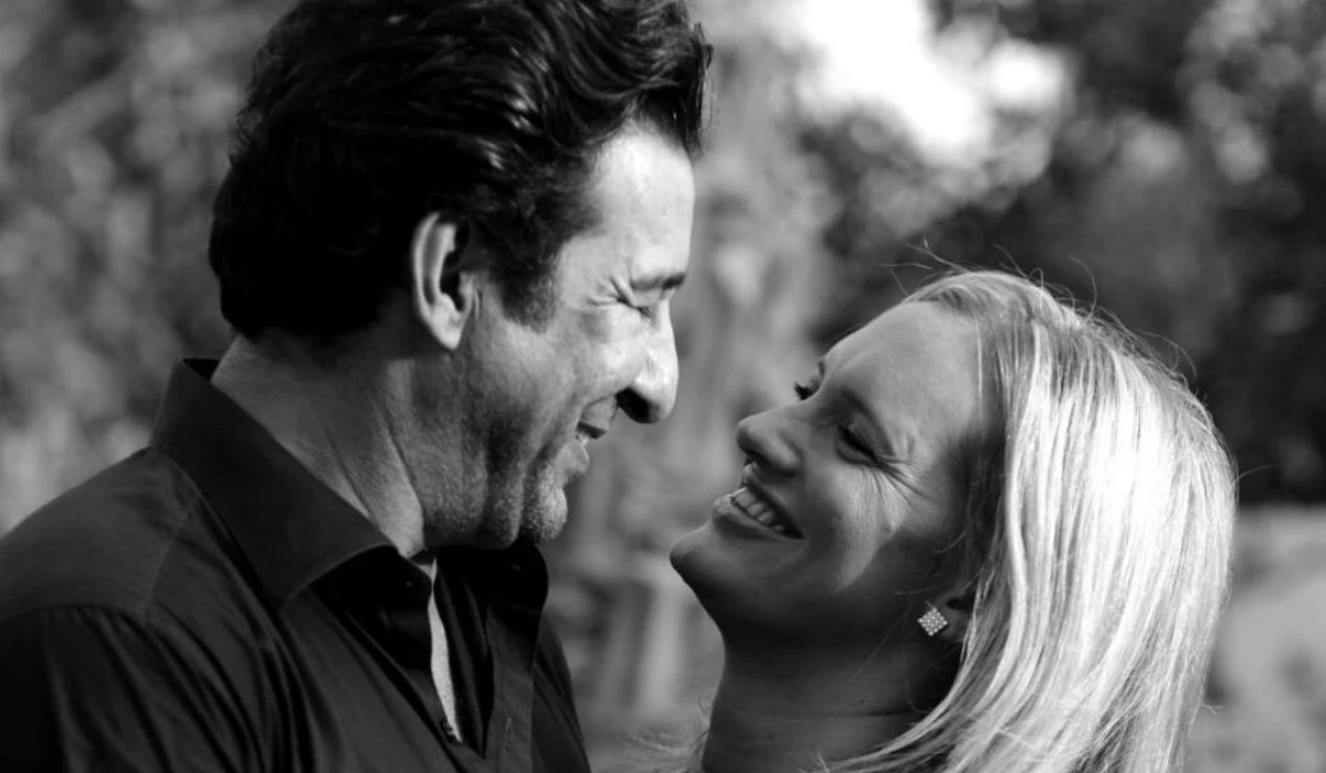 Shaniera Akram shares love-filled note for hubby Wasim Akram on 10th wedding anniversary