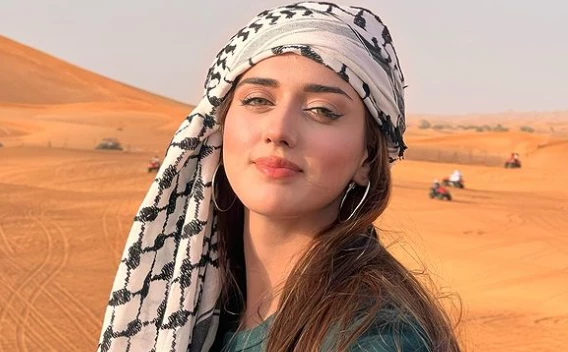 Jannat Mirza’s Arabian look from Dubai desert raises temperature on internet