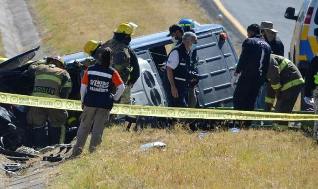 At least 13 killed in Peruvian bus crash