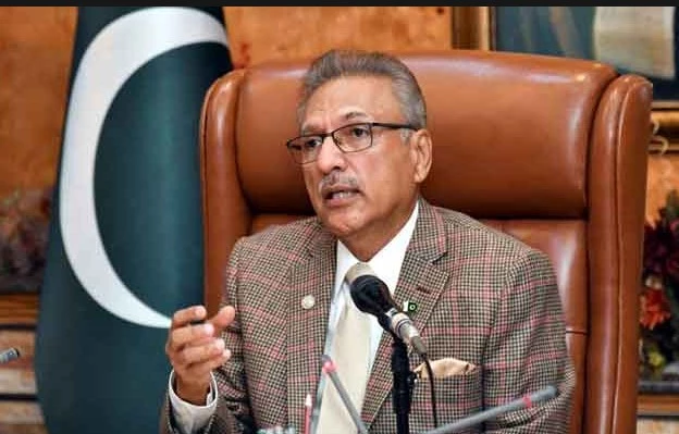 PTI throws its weight behind President, asking Arif Alvi to stay put