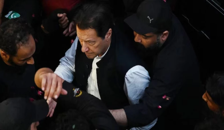 Imran Khan starts receiving facilities in Attock Jail