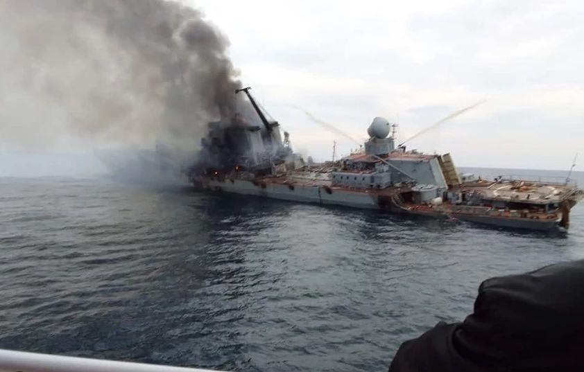 Russian jet destroys Ukraine reconnaissance boat in Black Sea