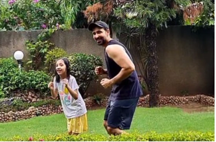 Sami Khan & daughter’s heart-warming rain swaying evokes awe