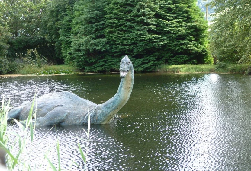 Loch Ness set for biggest monster hunt in decades