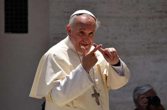 Pope Francis calls disinformation 'first sin' of journalism