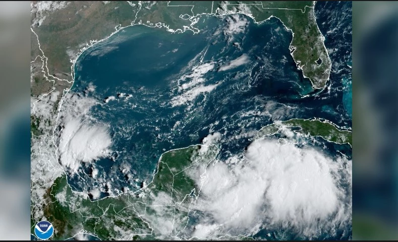 Tropical Storm Idalia heads to Florida