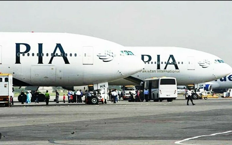 FBR freezes PIA’s 26 bank accounts for non-payment of Rs8.84b excise duty