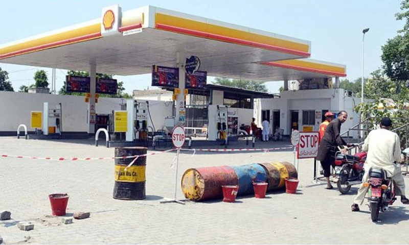 Petroleum dealers again threaten to go on nationwide strike