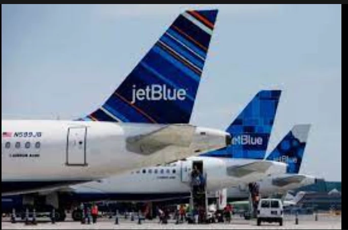 US airline JetBlue suspends flights to Cuba