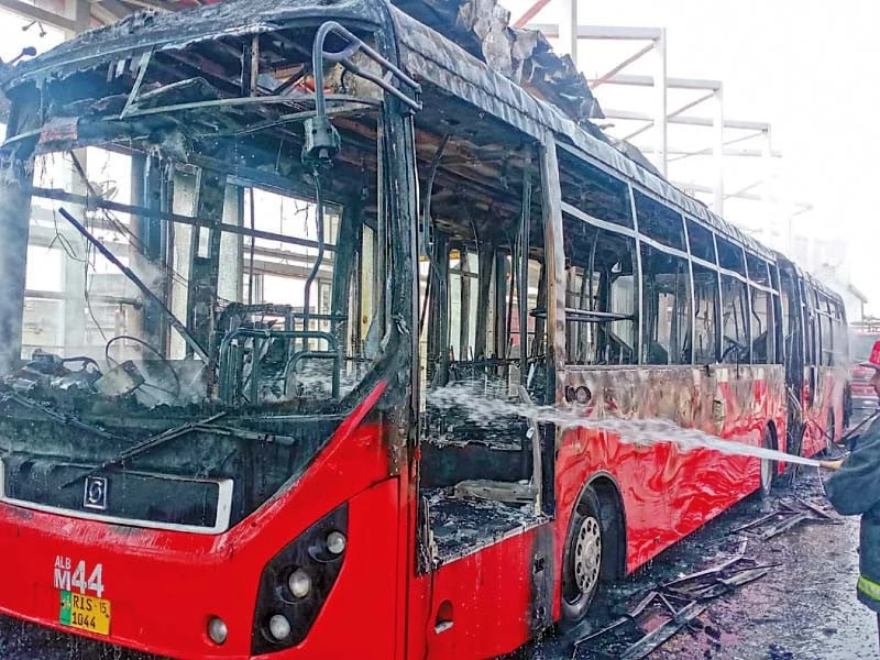 Two injured as Metro Bus in Rawalpindi catches fire