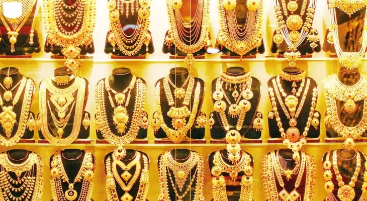 Local market gold prices drop following drop in int’l market prices