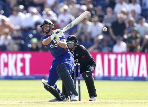 Buttler leads England to 291-6 in first New Zealand ODI